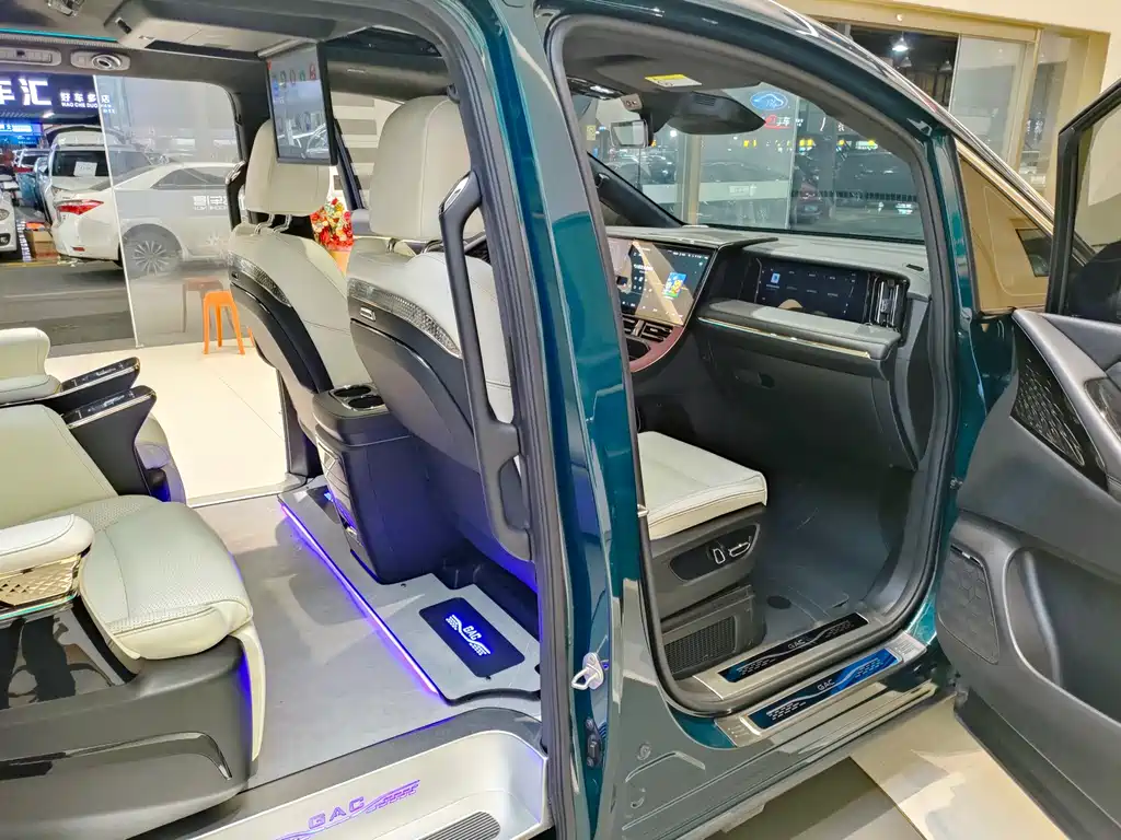 GAC Motor Trumpchi E9 — фото 14