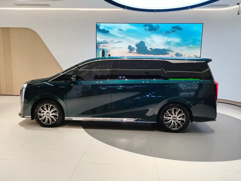 GAC Motor Trumpchi E9 — фото 4