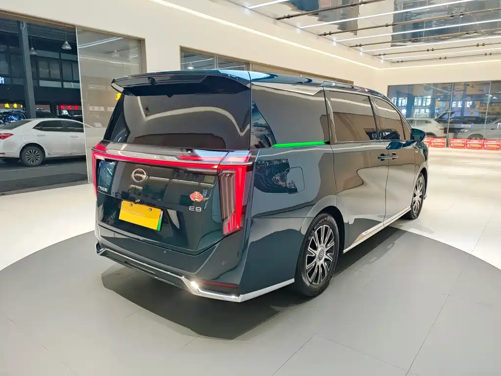 GAC Motor Trumpchi E9 — фото 5