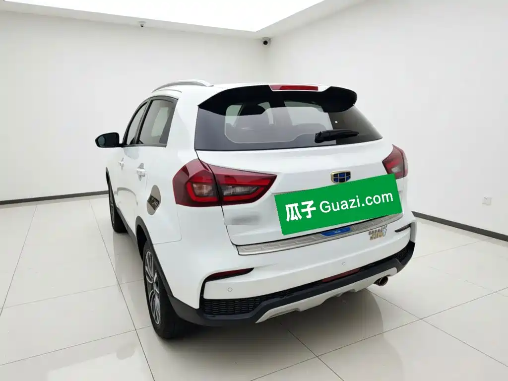 Geely Vision X3 — фото 4