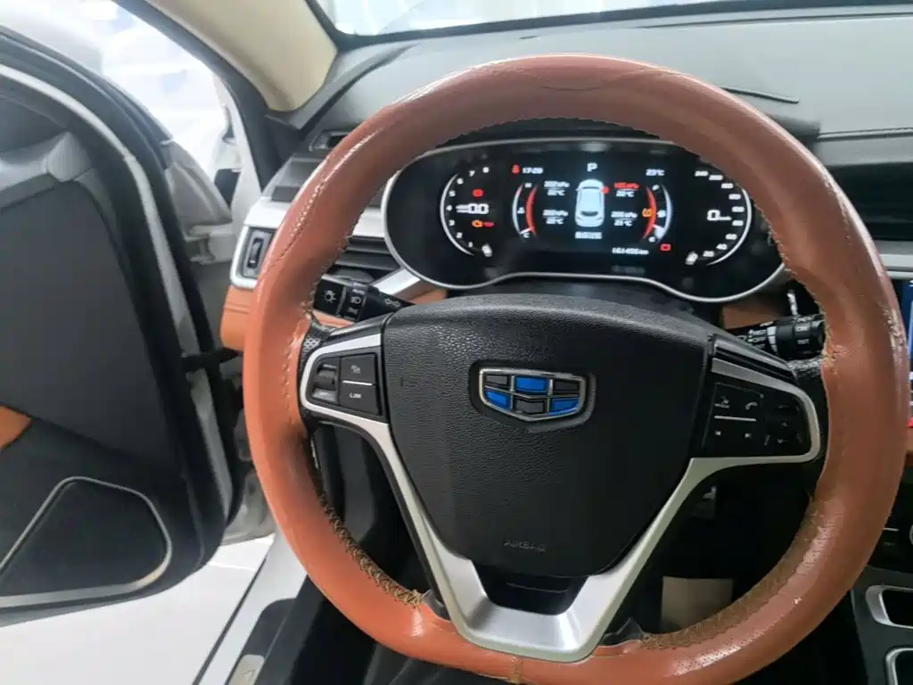 Geely Vision S1 — фото 11