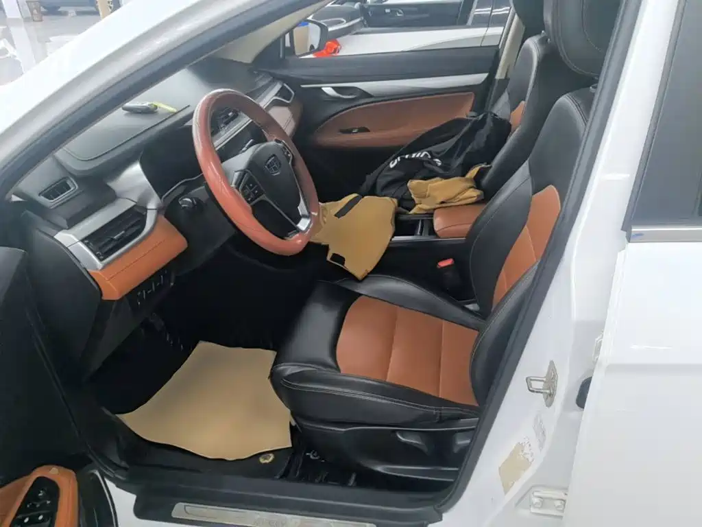 Geely Vision S1 — фото 15