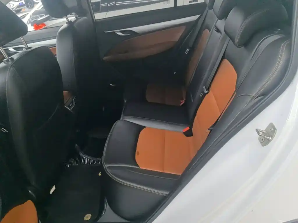 Geely Vision S1 — фото 17