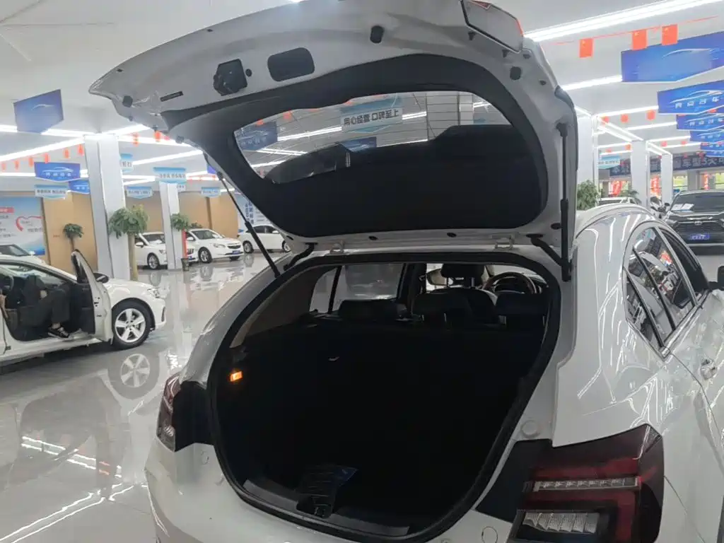 Geely Vision S1 — фото 19
