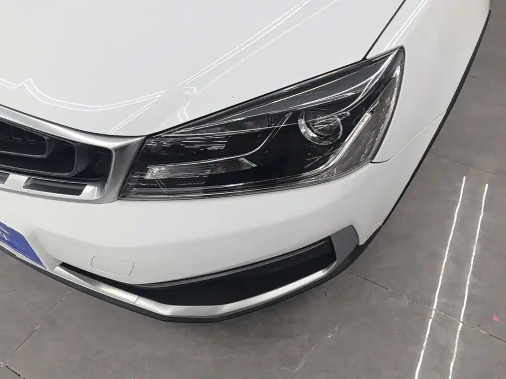 Geely Vision S1 — фото 24
