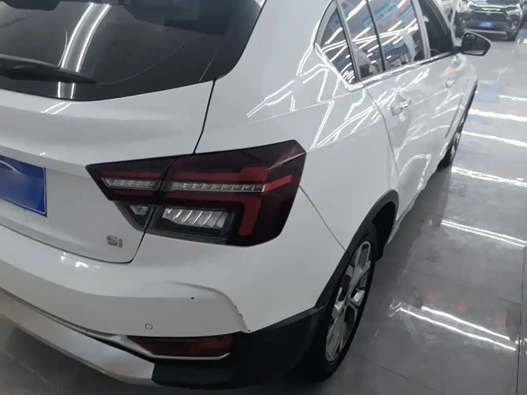 Geely Vision S1 — фото 8