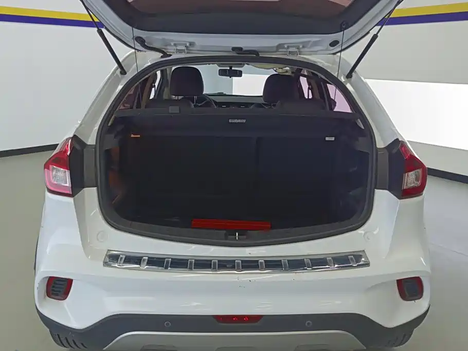 Geely Vision X3 — фото 4