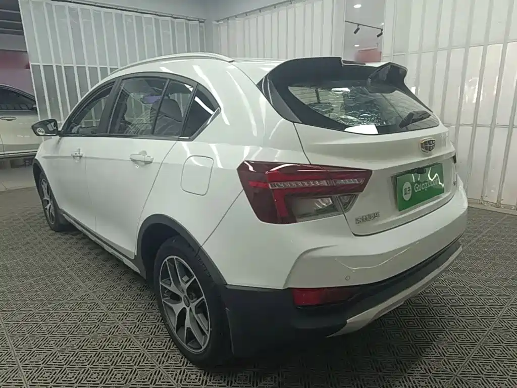 Geely Vision S1 — фото 5