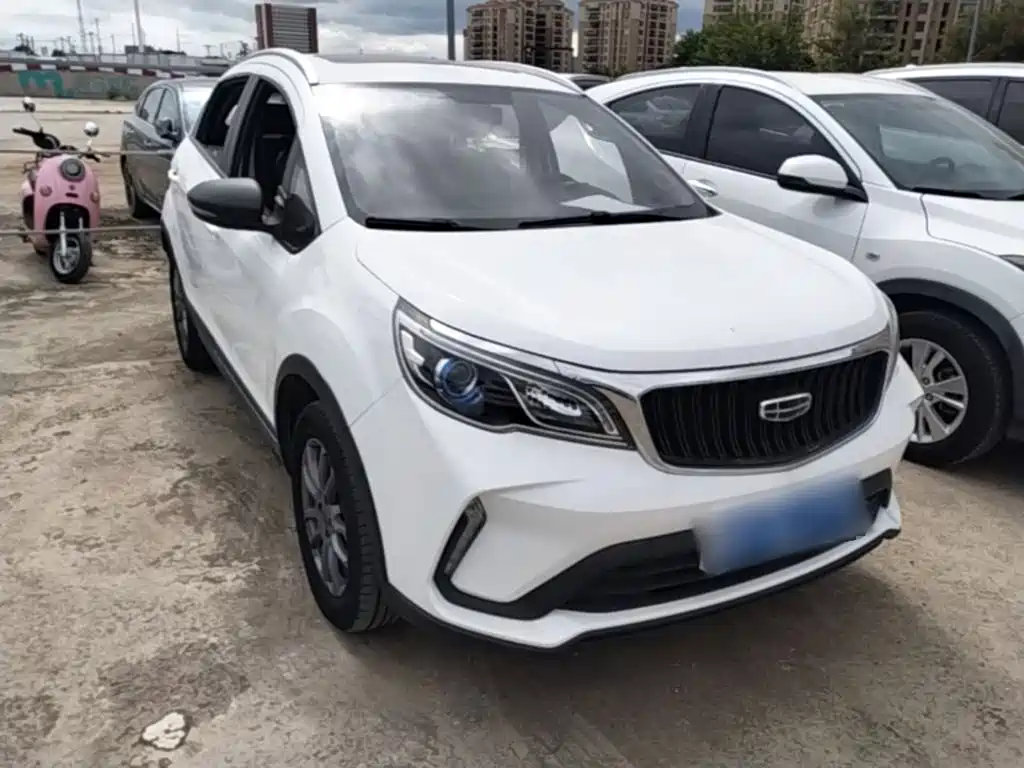 Geely Vision X3 — фото 4