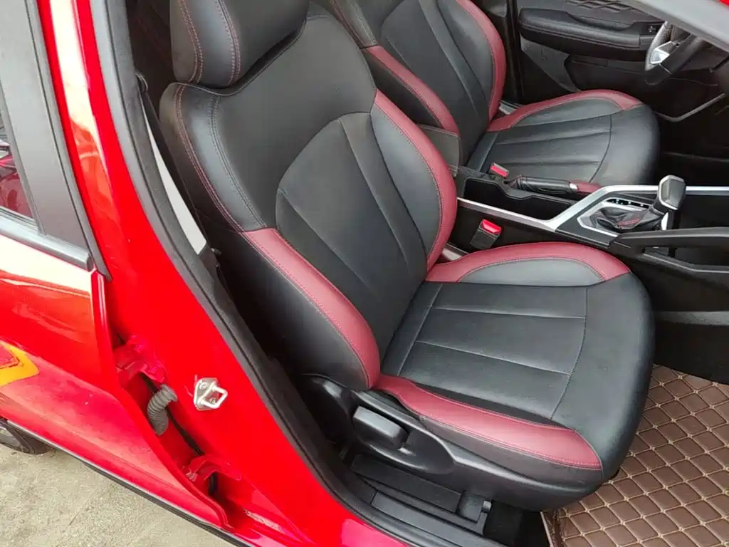 Geely Vision X3 — фото 25