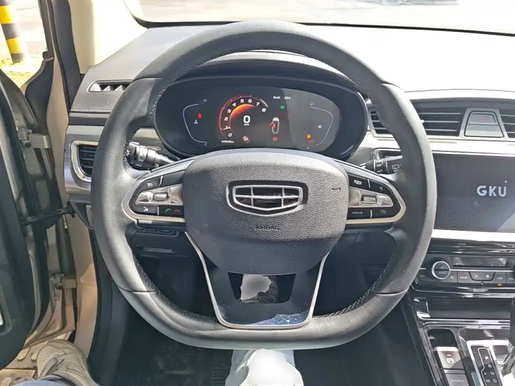 Geely Emgrand GS — фото 11