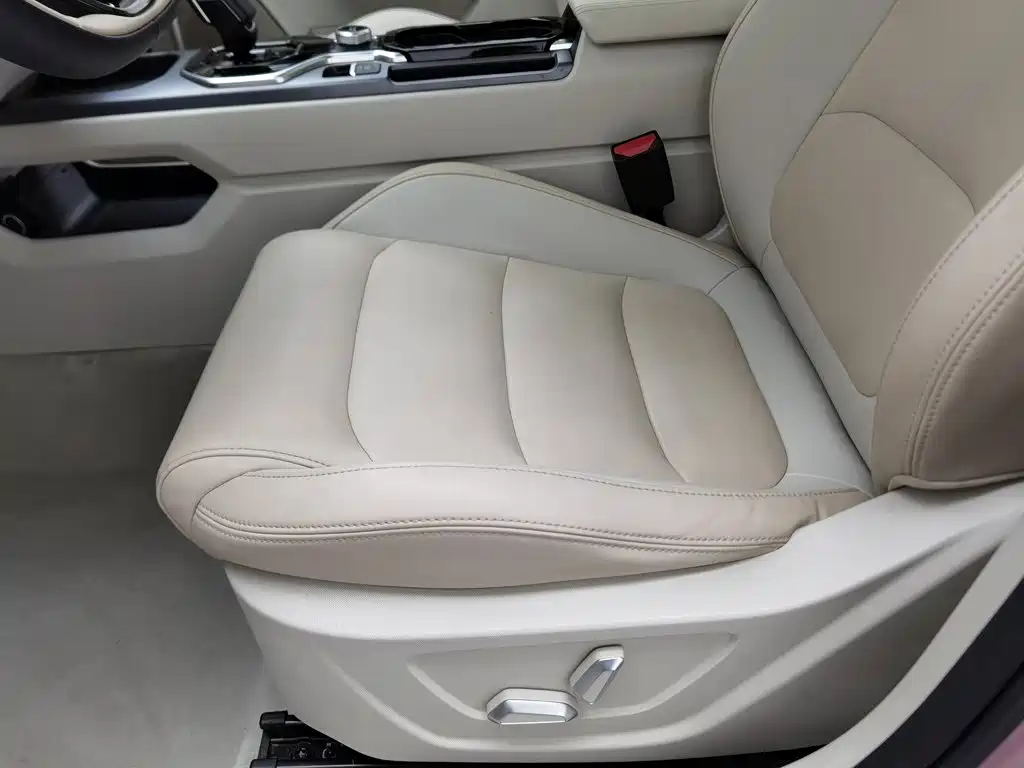 Geely Icon — фото 20