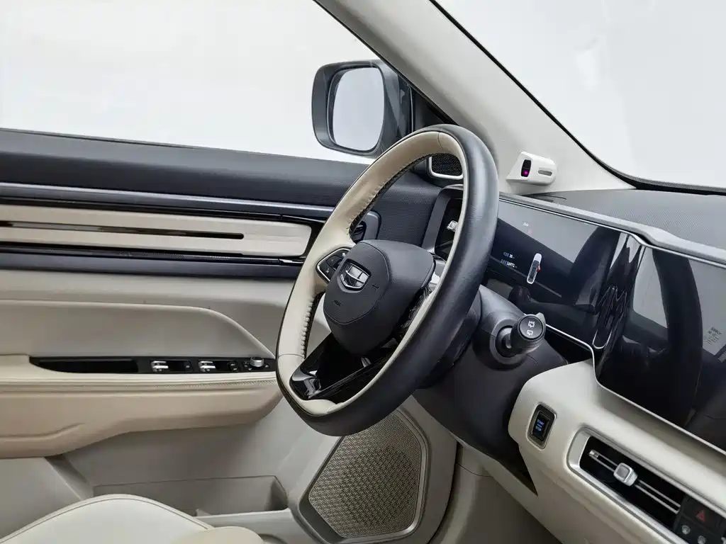 Geely Icon — фото 22