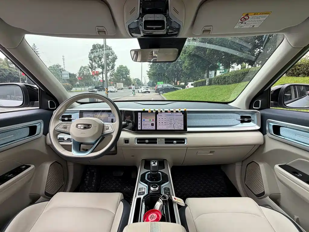 Geely Icon — фото 13