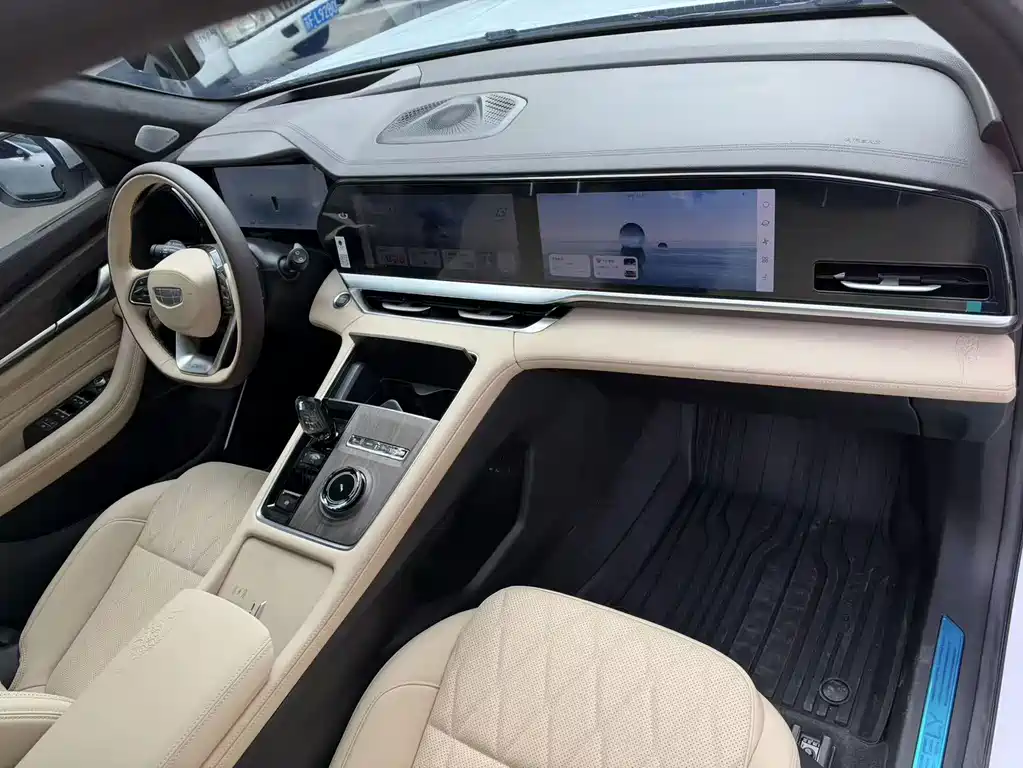Geely Xingyue L — фото 10