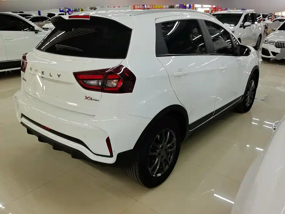 Geely Vision X3 — фото 3