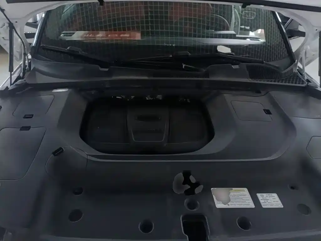 Geely Icon — фото 20