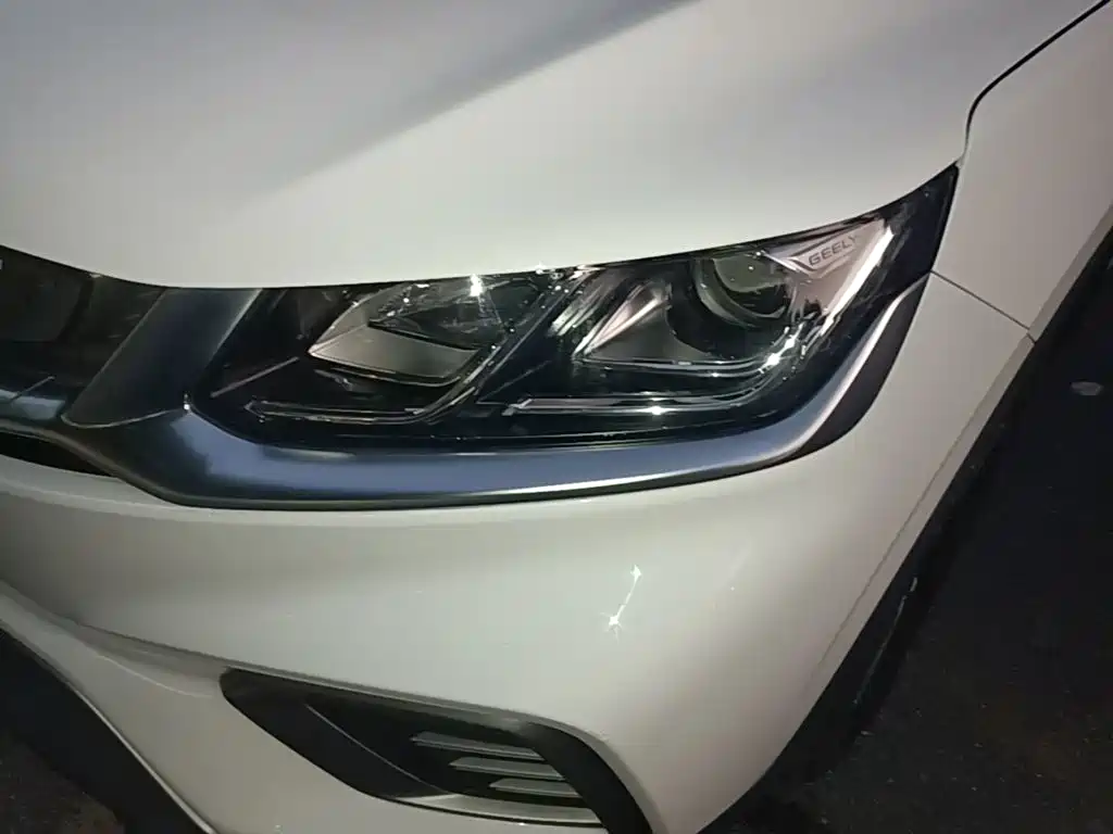 Geely Binyue NEV — фото 24