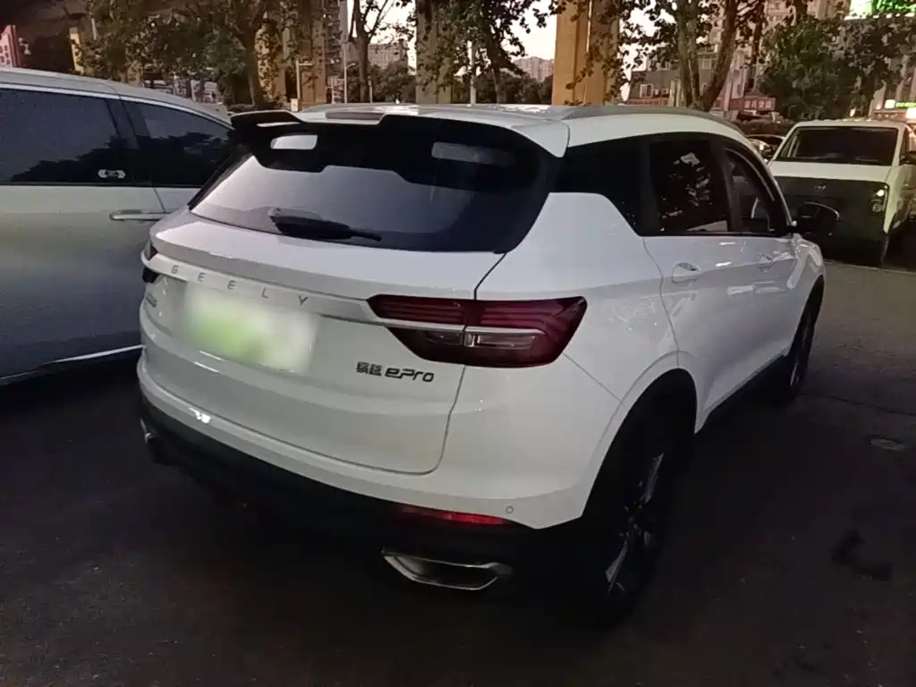 Geely Binyue NEV — фото 7