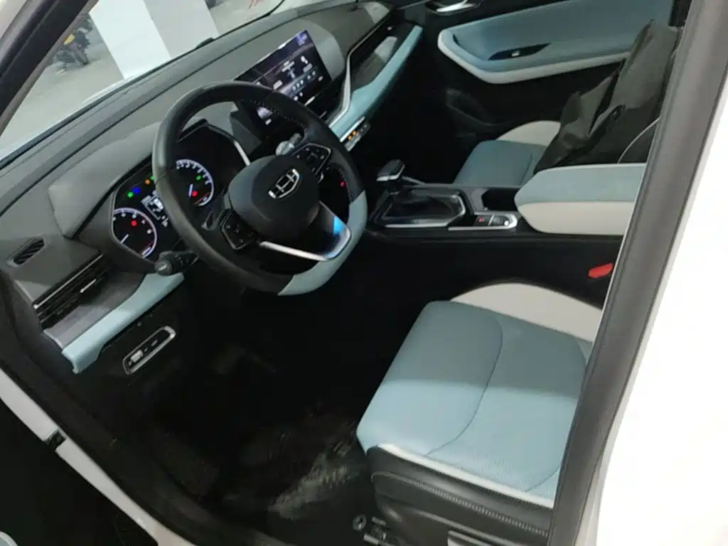 Geely Emgrand S — фото 15