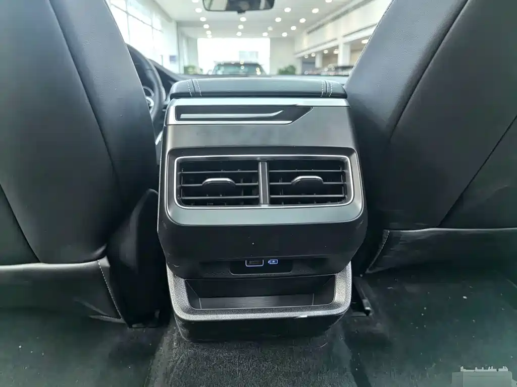 Geely Preface — фото 8