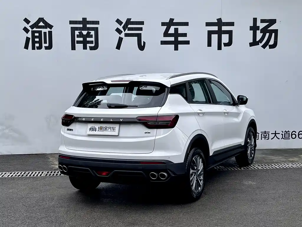 Geely Binyue — фото 27