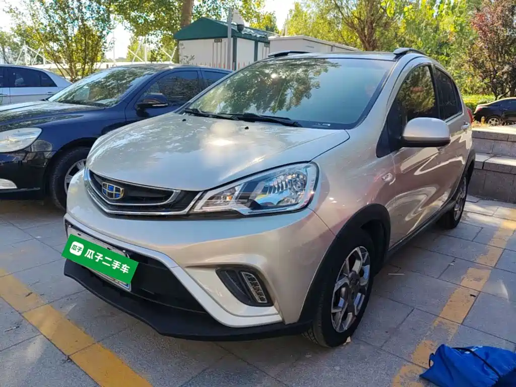 Geely Vision X1 — фото 2