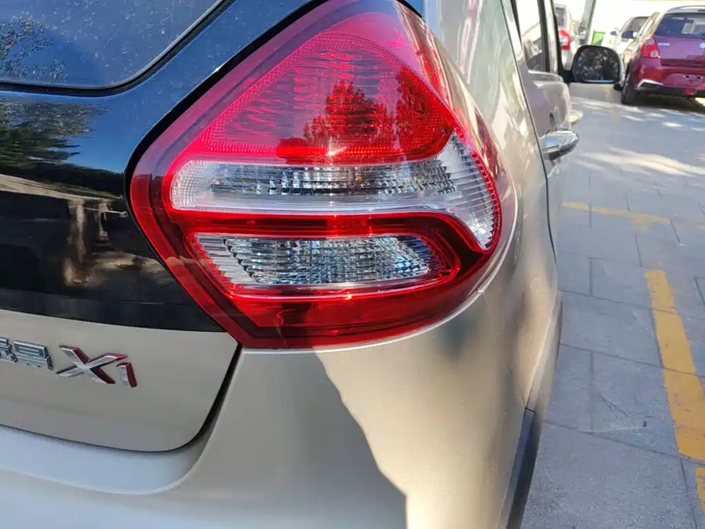 Geely Vision X1 — фото 8