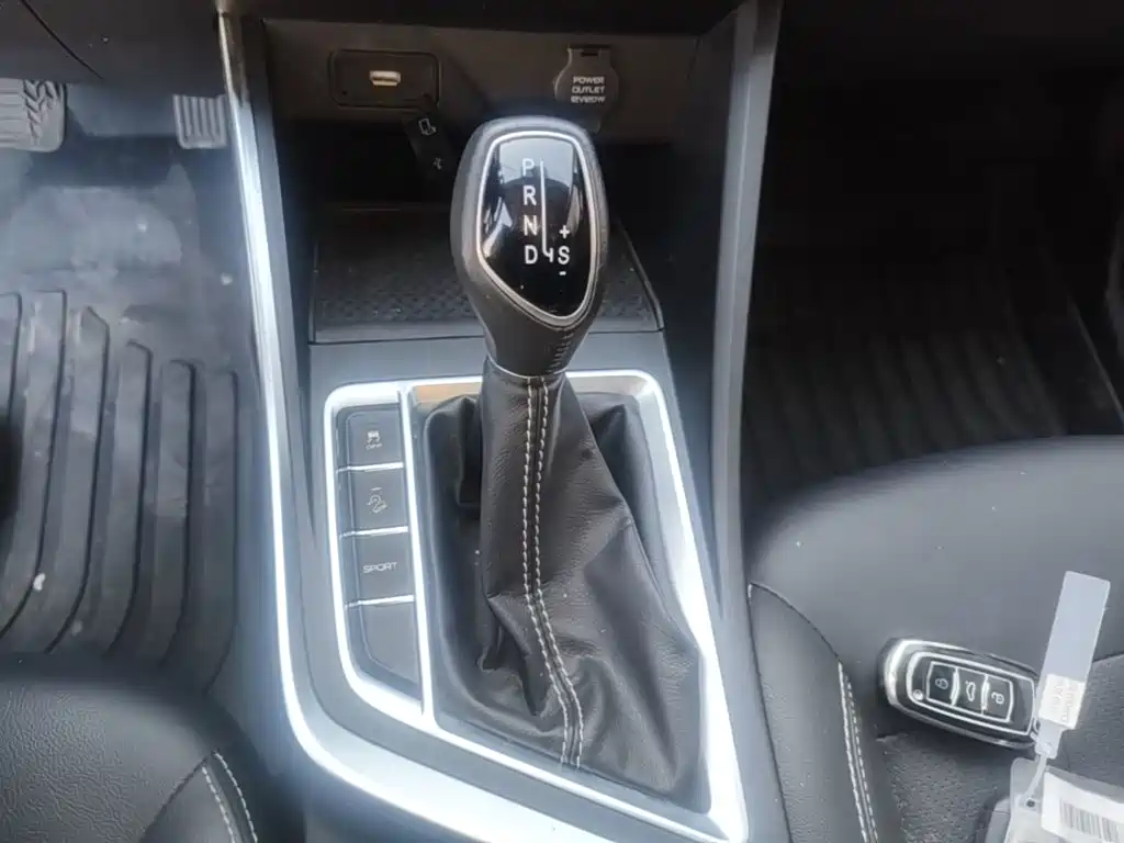 Geely Vision X3 — фото 14