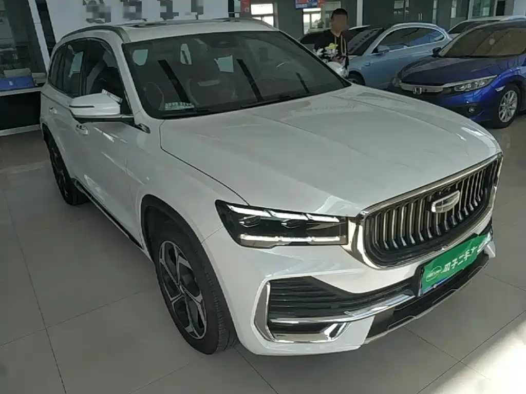 Geely Xingyue L — фото 4