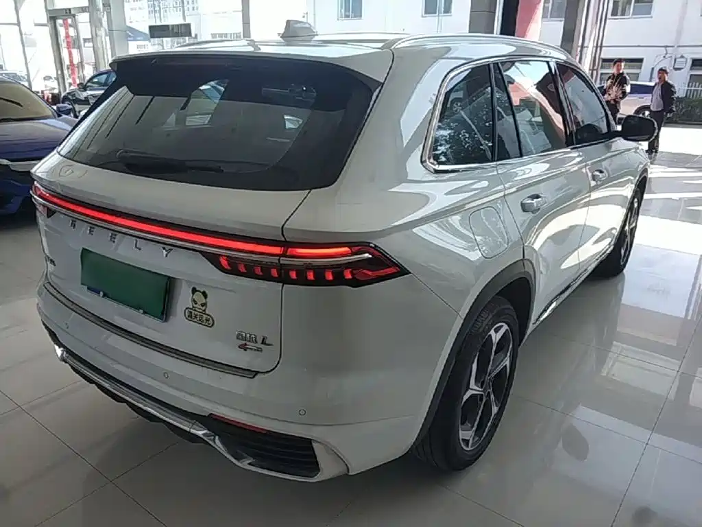 Geely Xingyue L — фото 7