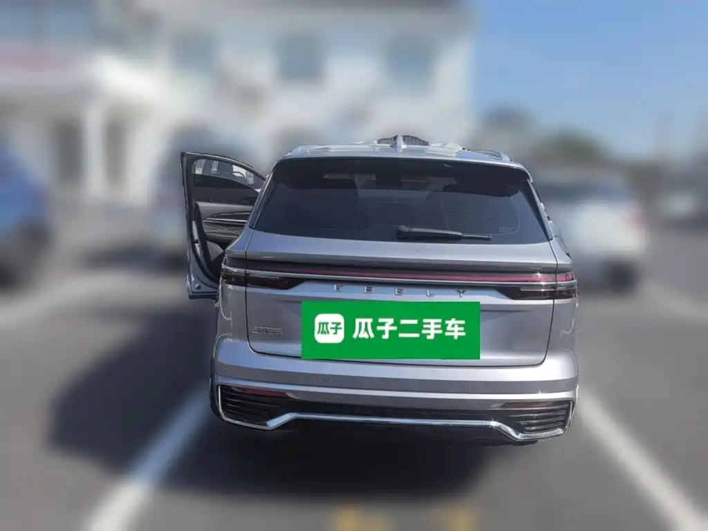 Geely Xingyue L — фото 3