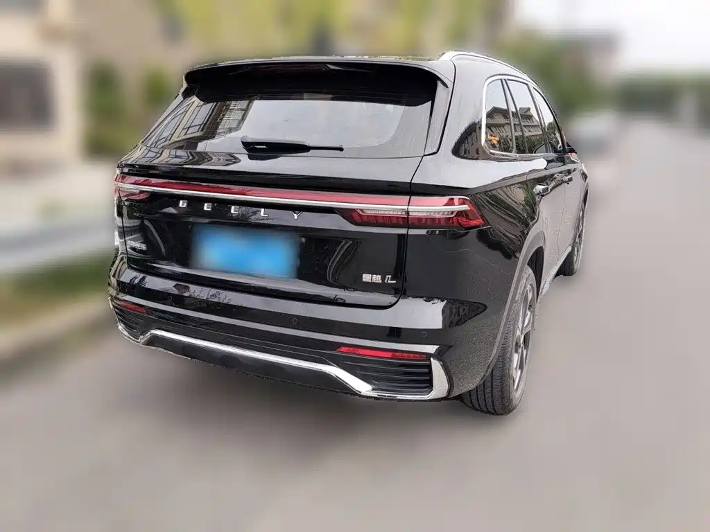 Geely Xingyue L — фото 4