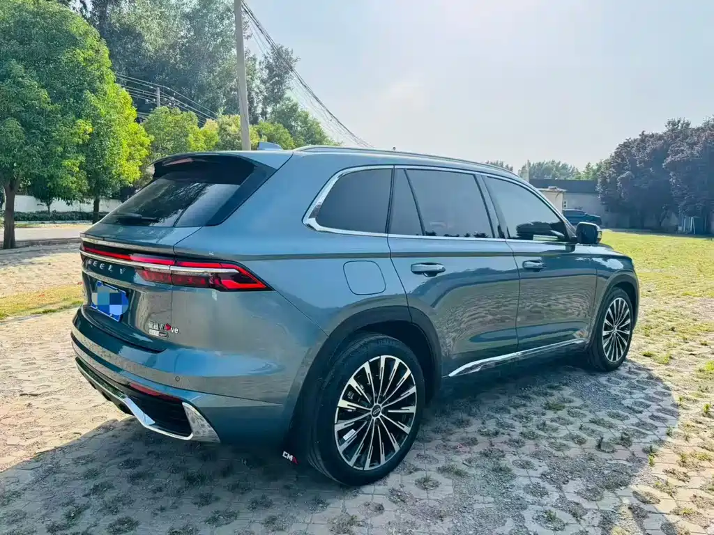 Geely Xingyue L — фото 9
