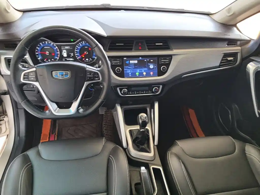 Geely Vision X3 — фото 10
