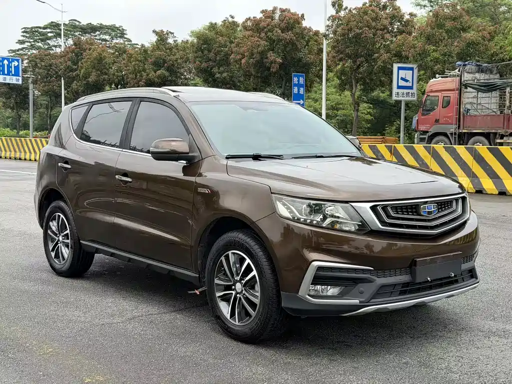 Geely Vision X6 — фото 3