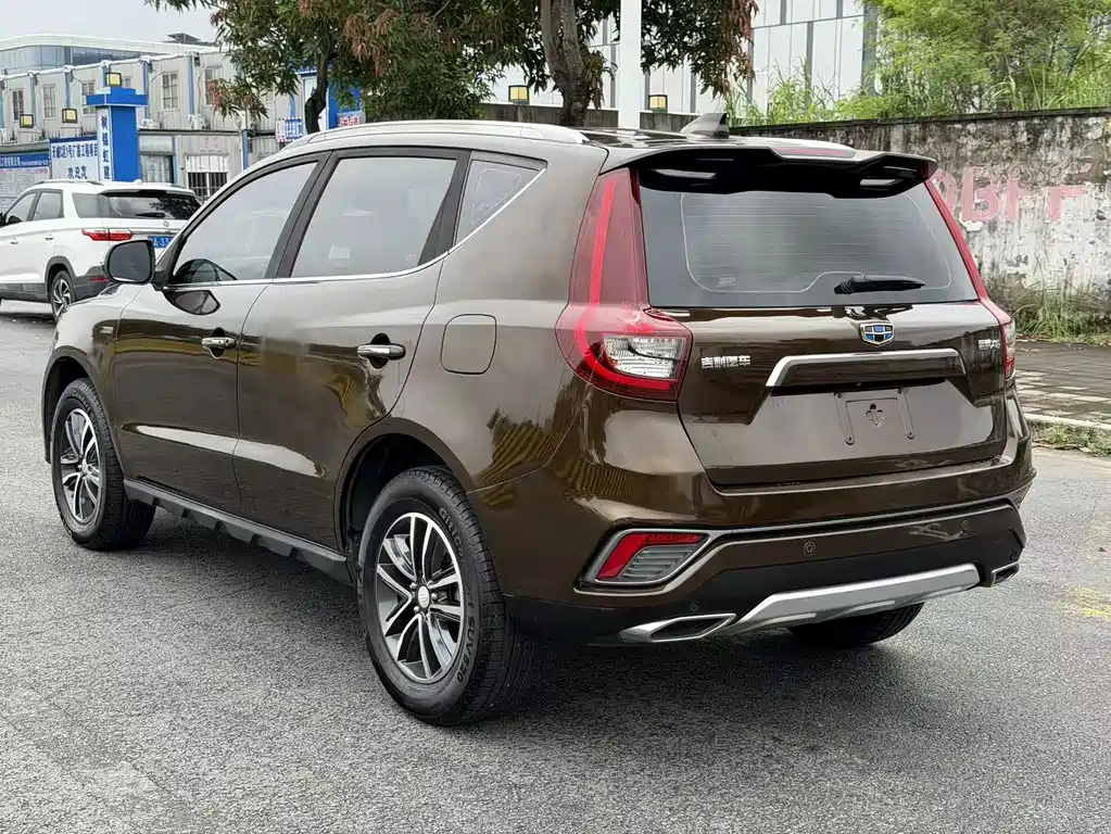 Geely Vision X6 — фото 7