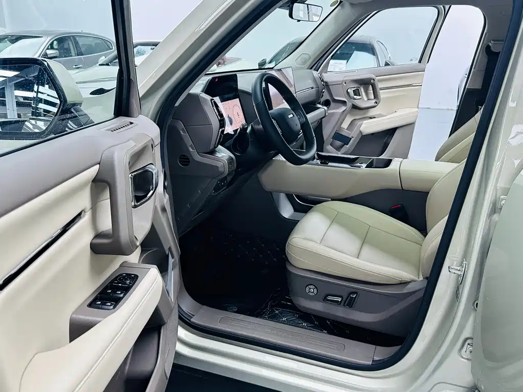 Haval Big Dog PLUS New Energy — фото 4