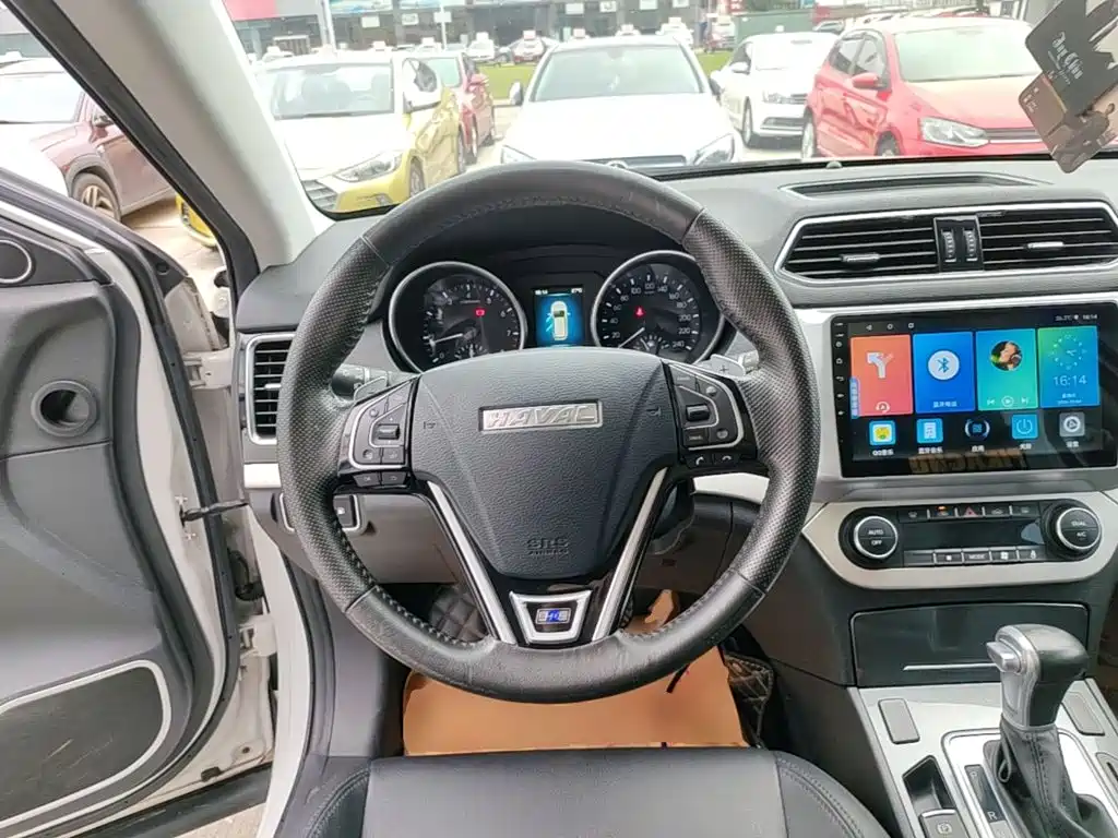 Haval H6 Coupe — фото 11