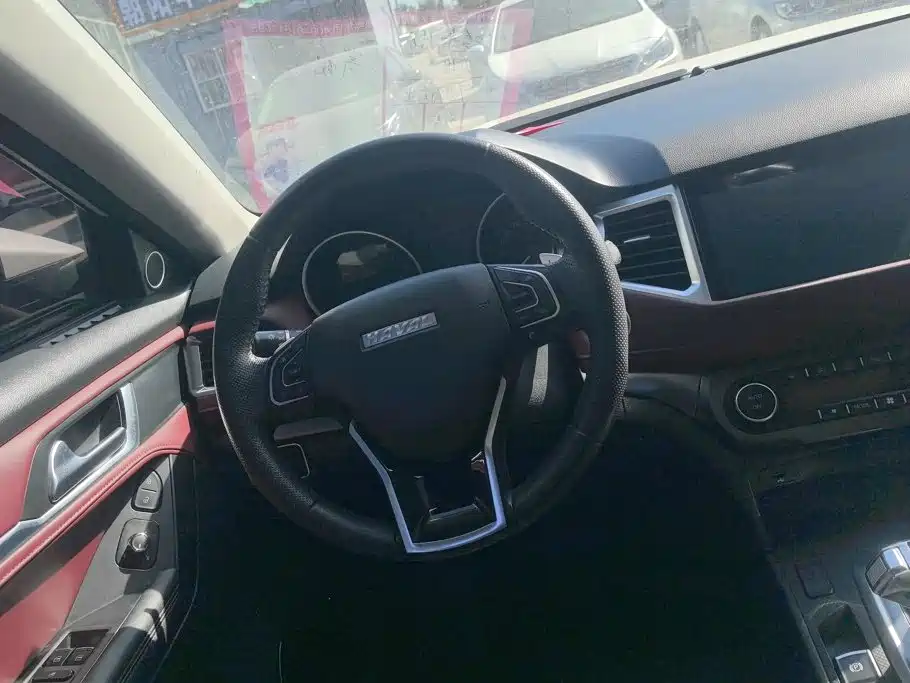 Haval H6 Coupe — фото 15