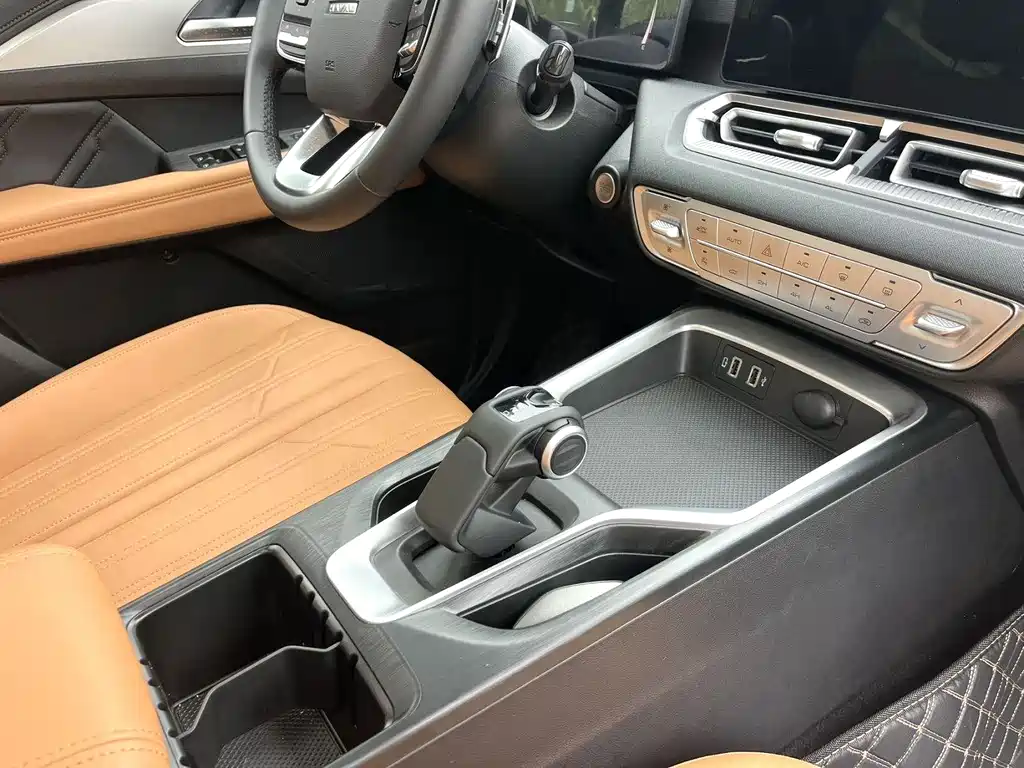 Haval H5 — фото 11