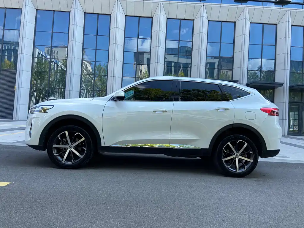 Haval F7 — фото 2