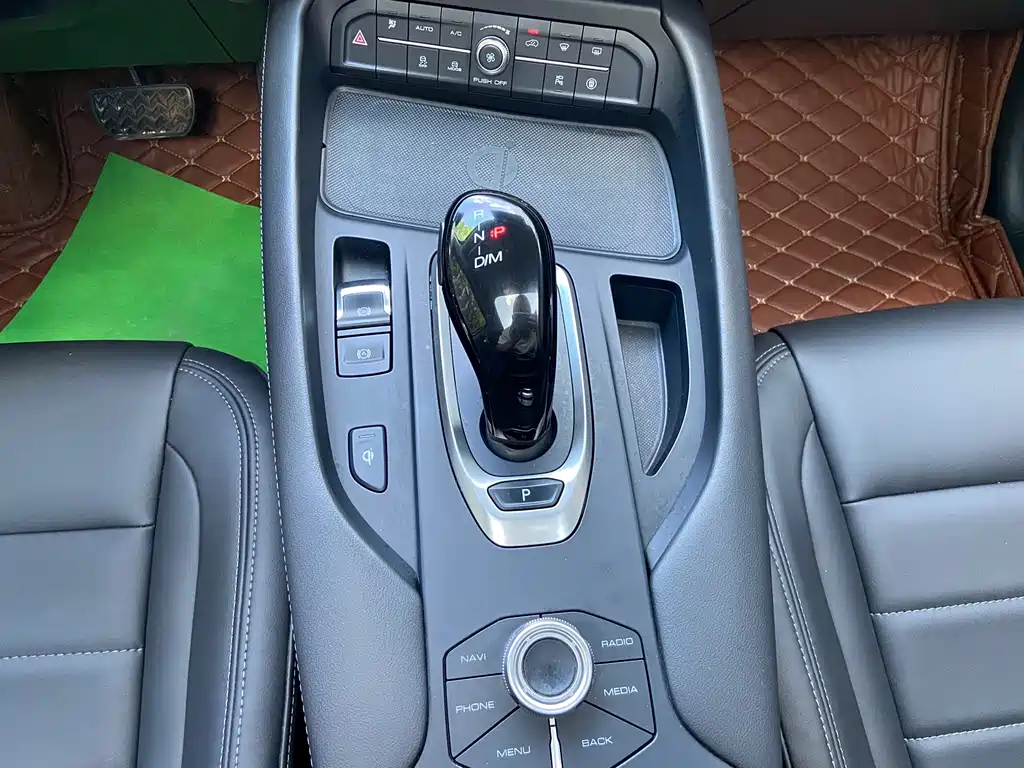 Haval F7 — фото 15