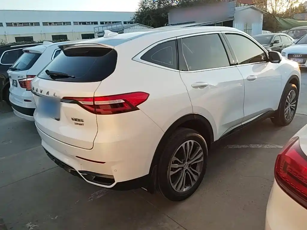 Haval F7 — фото 7