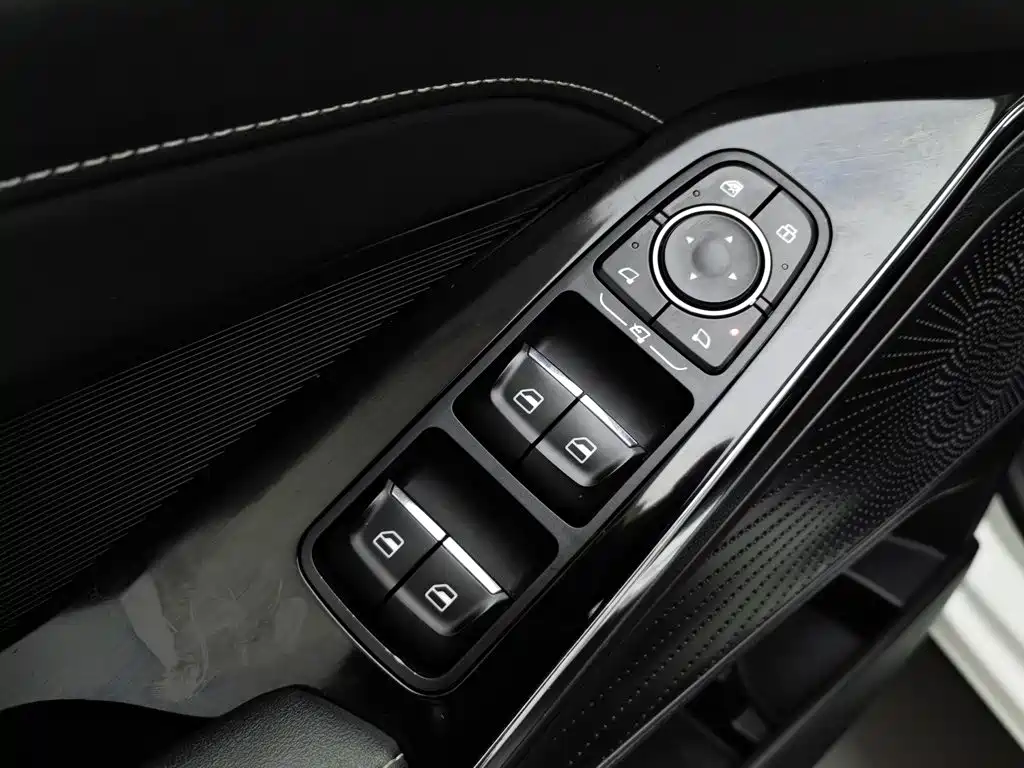 Haval H6 — фото 9