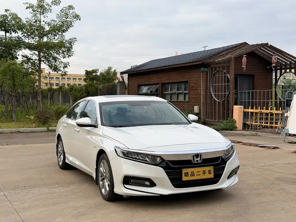 Honda Accord — фото 3