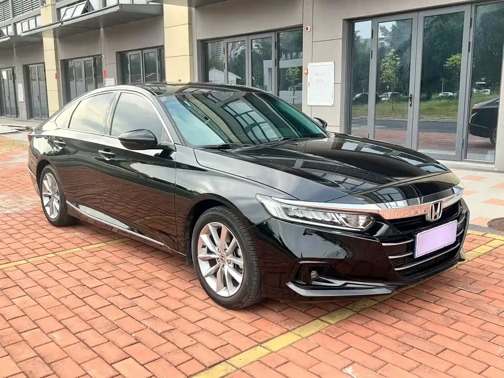 Honda Accord — фото 3