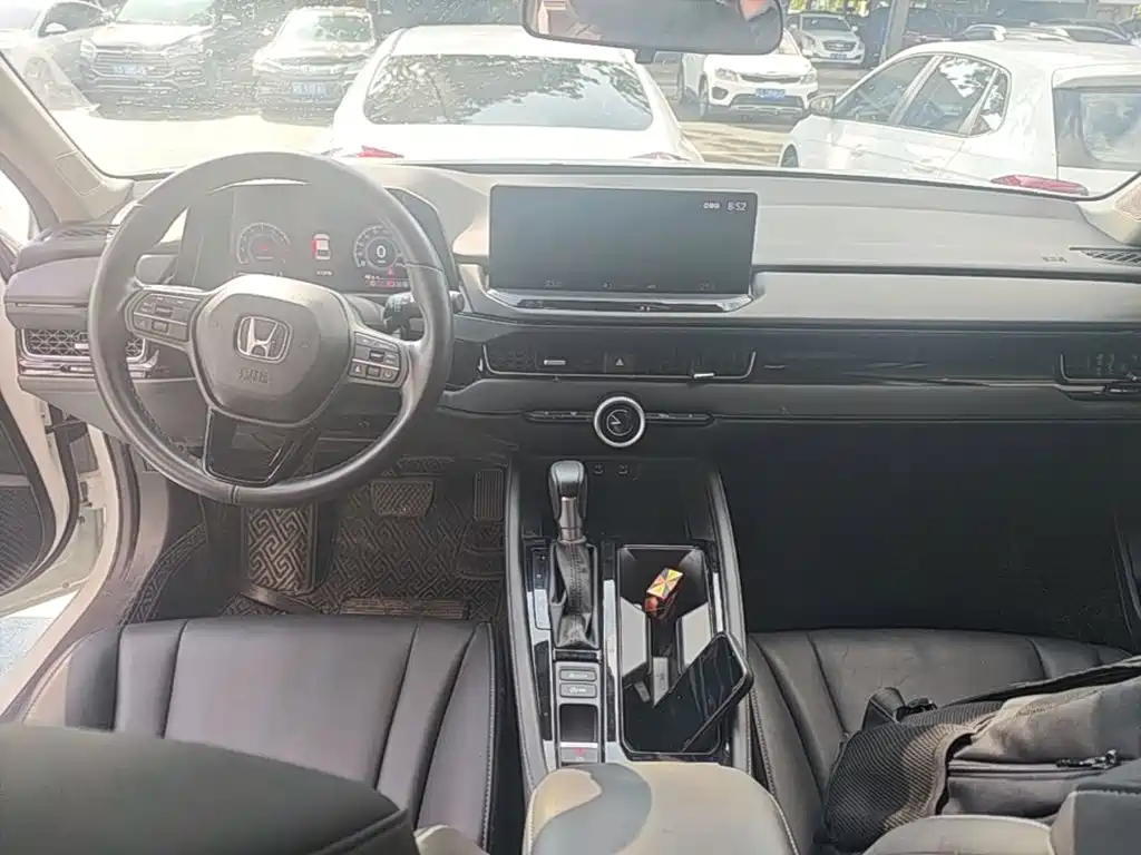 Honda Inspire — фото 10