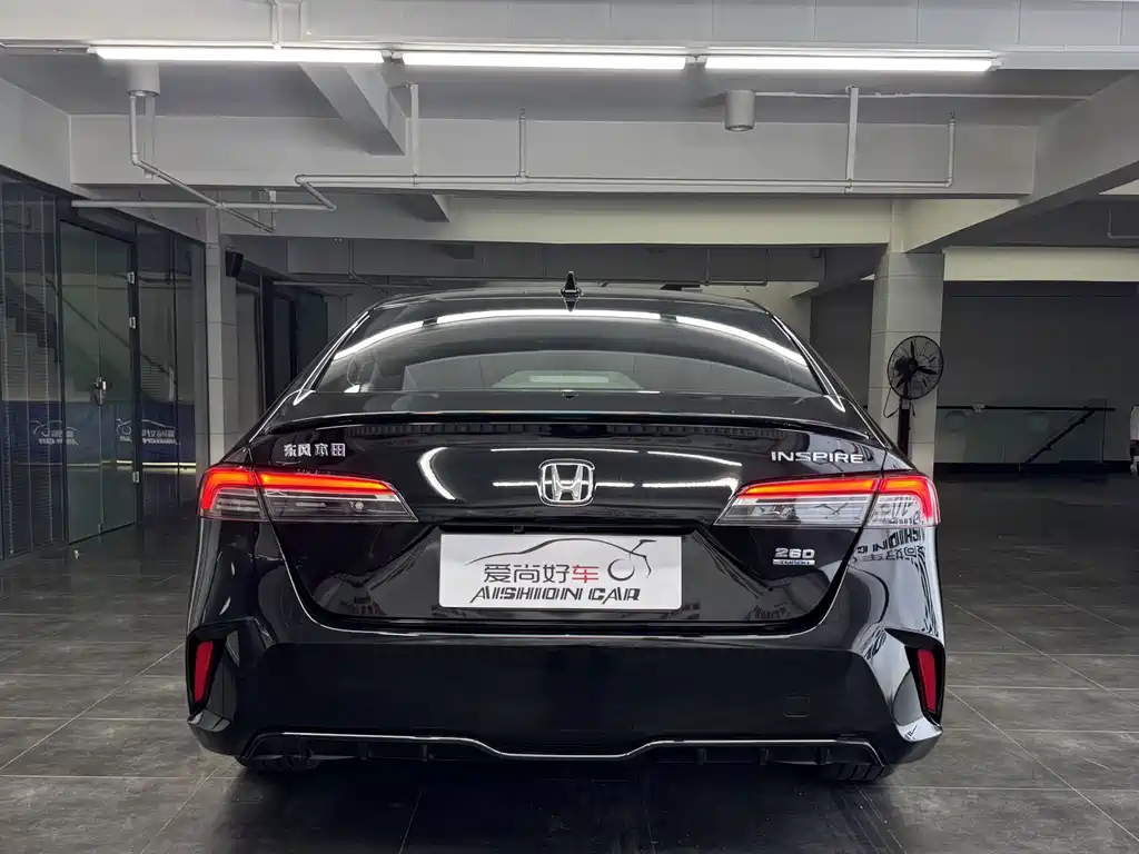Honda Inspire — фото 6