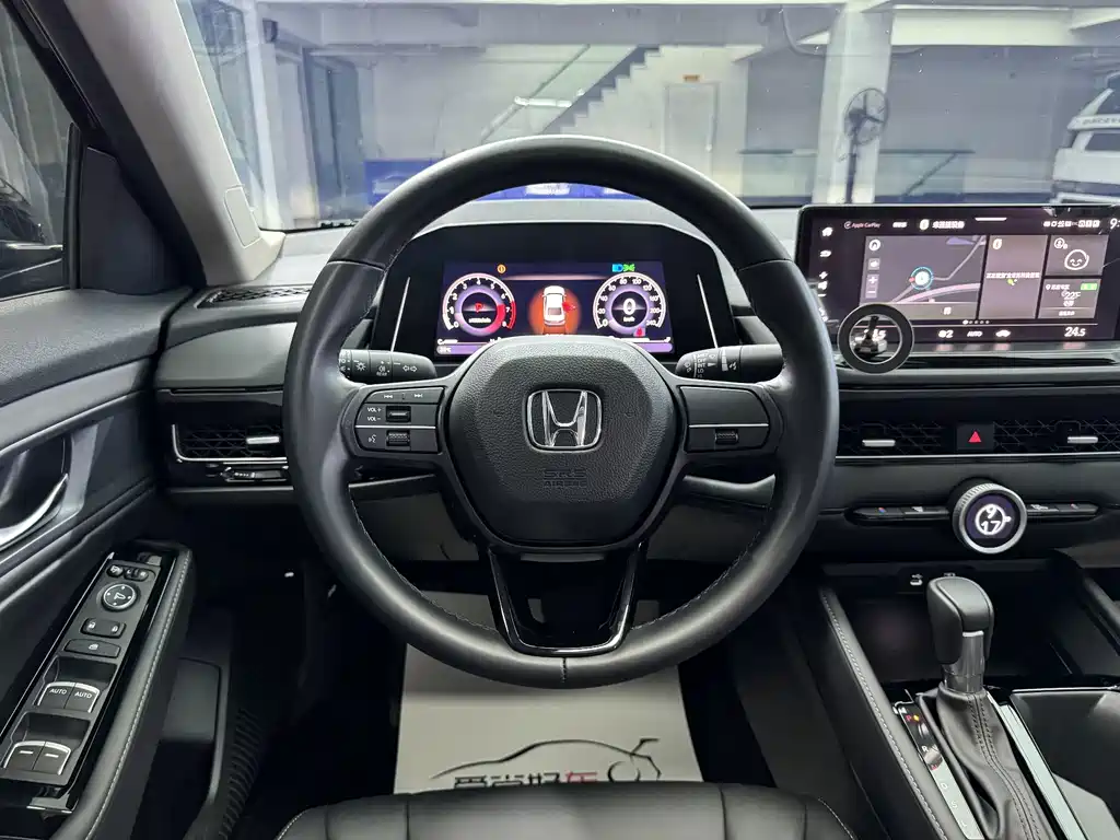 Honda Inspire — фото 9